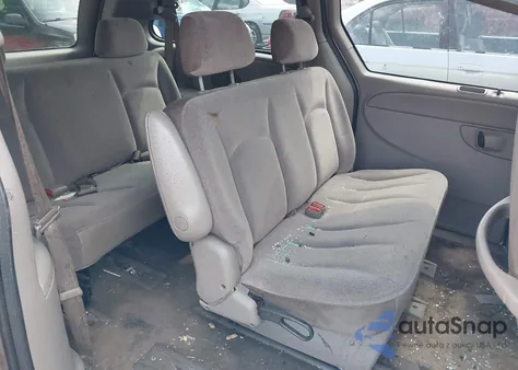 2003 Chrysler Town & Country Lx z USA, uszkodzony, nr VIN 2C4GP443X3R211254